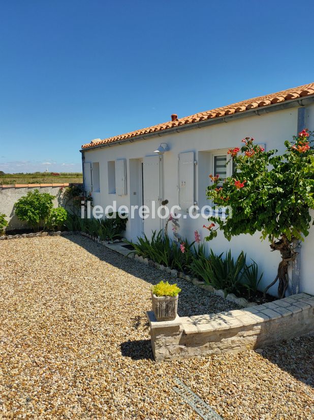 Photo 20: An accomodation located in Sainte-Marie-de-Ré on ile de Ré.