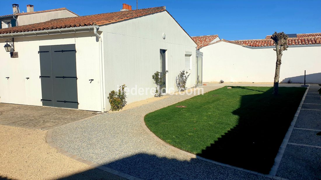 Photo 41: An accomodation located in Loix on ile de Ré.