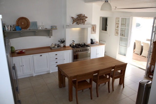 Photo 13: An accomodation located in La Flotte-en-R&eacute; on ile de R&eacute;.