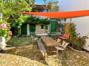 Ile de R&eacute;:Maison de la beureliere: charming house in rethais