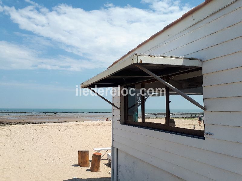 Photo 12: An accomodation located in Saint-Martin-de-Ré on ile de Ré.