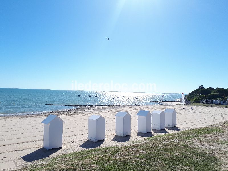 Photo 10: An accomodation located in Saint-Martin-de-Ré on ile de Ré.