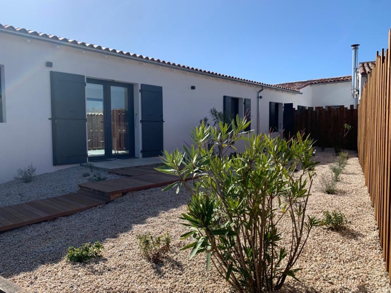 Photo 11: An accomodation located in La Flotte-en-Ré on ile de Ré.