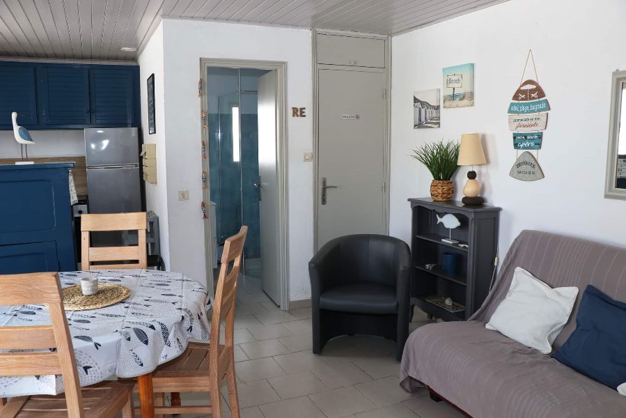 Photo 4: An accomodation located in Le Bois-Plage-en-Ré on ile de Ré.