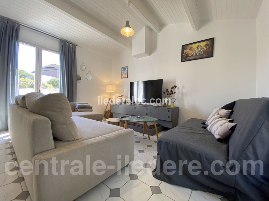 Photo 8: An accomodation located in Les Portes-en-Ré on ile de Ré.
