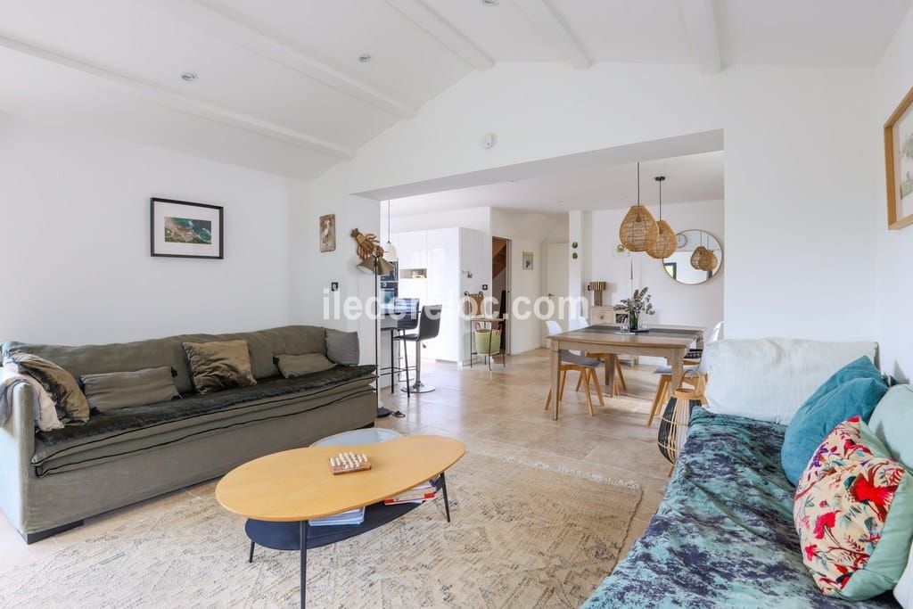 Photo 4: An accomodation located in La Couarde-sur-mer on ile de R&eacute;.
