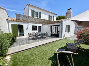 Ile de R&eacute;:Pleasant single storey house