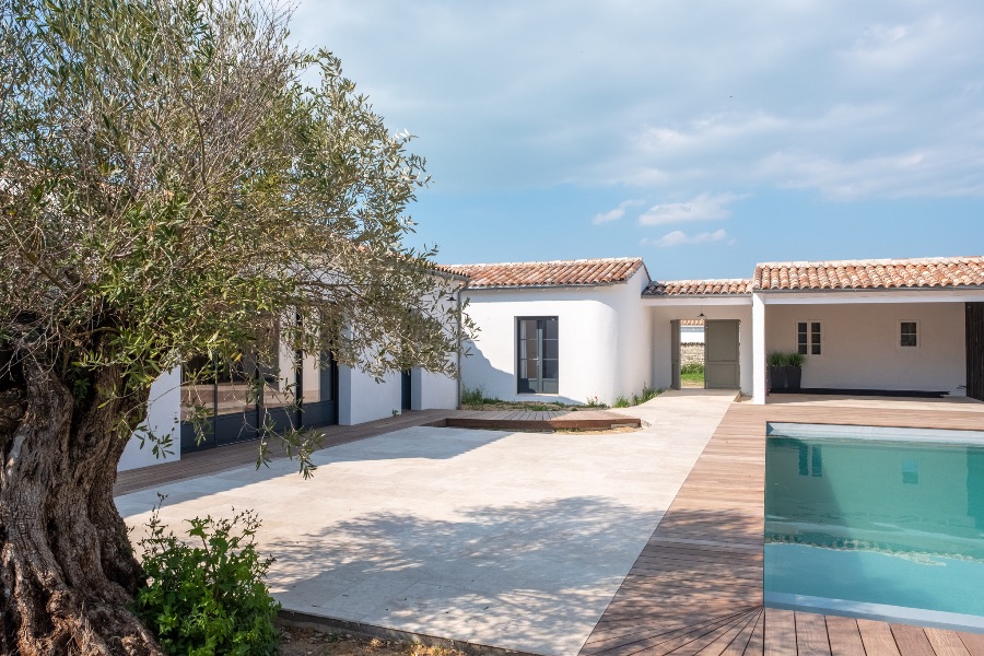 Photo 8: An accomodation located in La Flotte-en-Ré on ile de Ré.