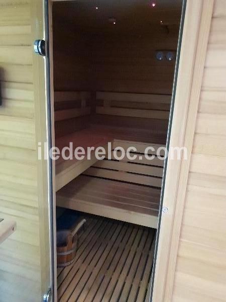 Photo 7: An accomodation located in Sainte-Marie-de-Ré on ile de Ré.