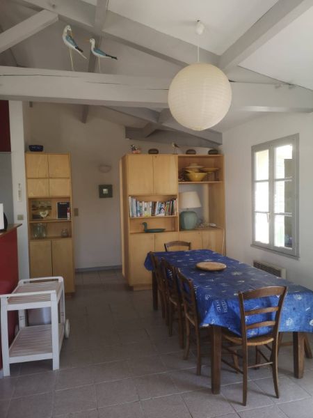 Photo 6: An accomodation located in La Couarde-sur-mer on ile de Ré.