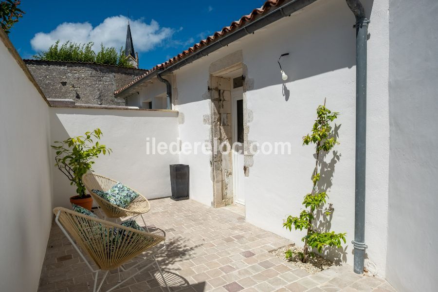 Photo 2: An accomodation located in La Couarde-sur-mer on ile de Ré.