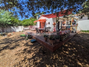 Ile de Ré:Lovely house with large garden 300m from the beach