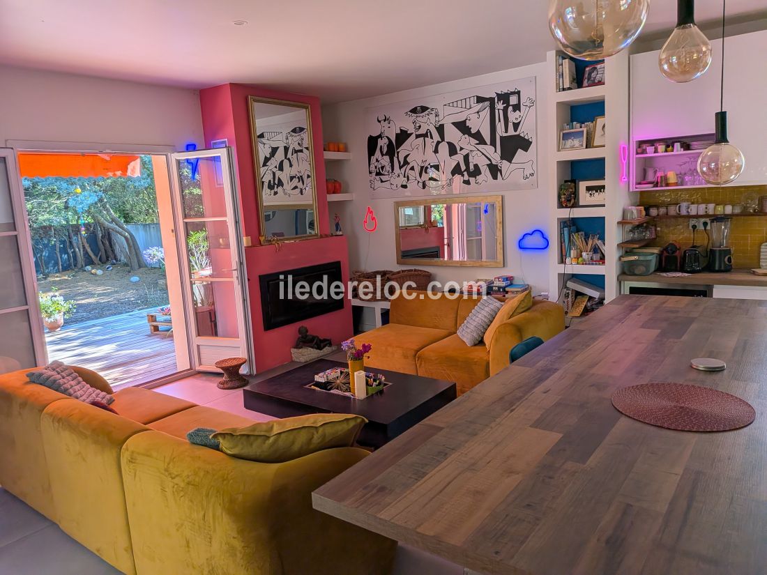 Photo 16: An accomodation located in Sainte-Marie-de-R&eacute; on ile de R&eacute;.
