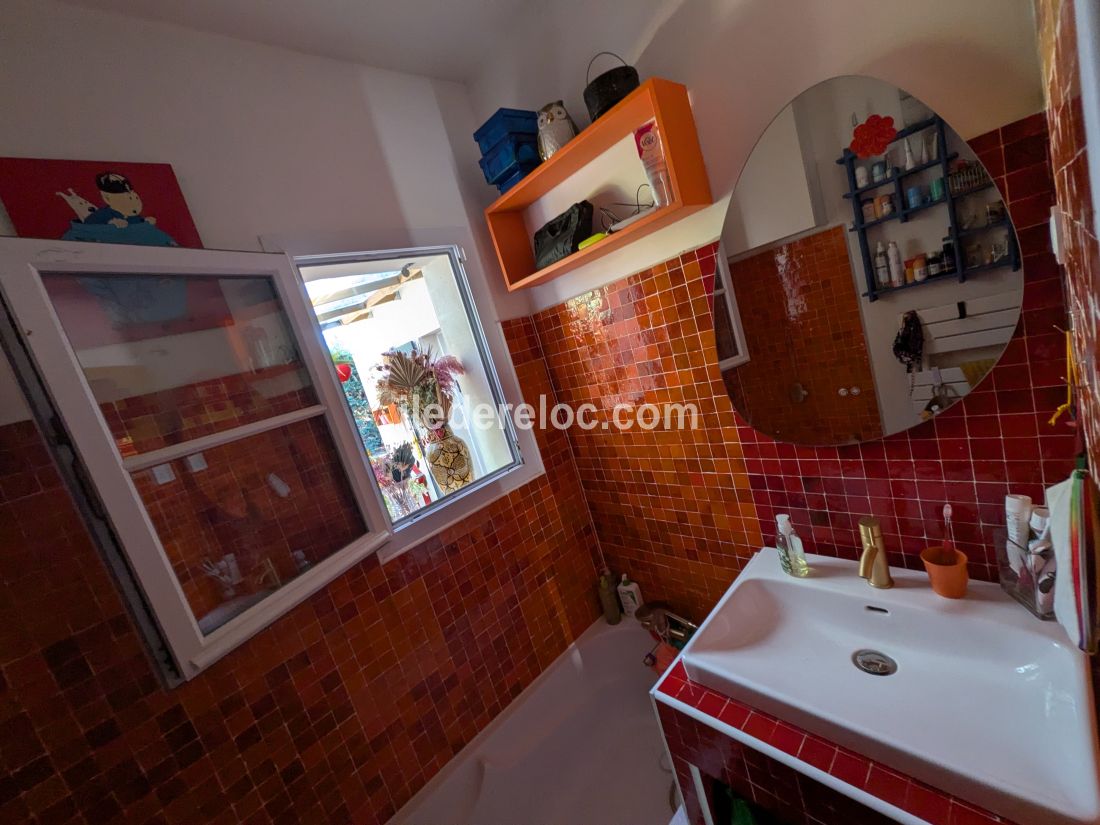 Photo 27: An accomodation located in Sainte-Marie-de-R&eacute; on ile de R&eacute;.