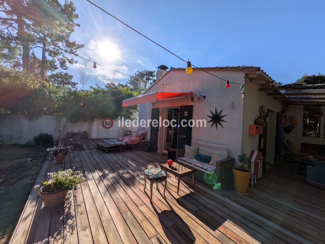 Photo 6: An accomodation located in Sainte-Marie-de-R&eacute; on ile de R&eacute;.
