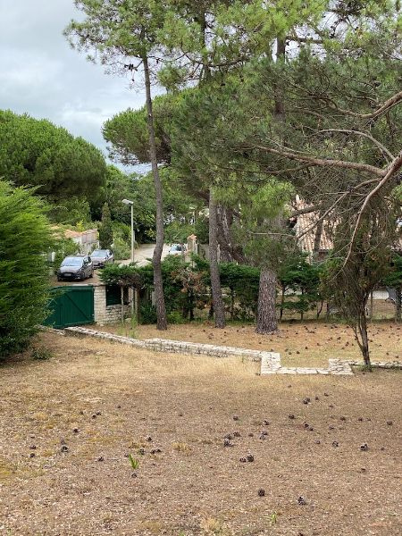 Photo 5: An accomodation located in Le Bois-Plage-en-Ré on ile de Ré.