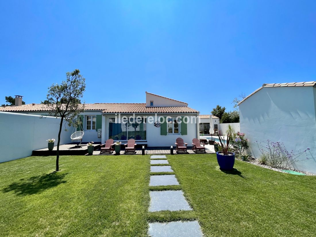 Photo 31: An accomodation located in Le Bois-Plage-en-Ré on ile de Ré.