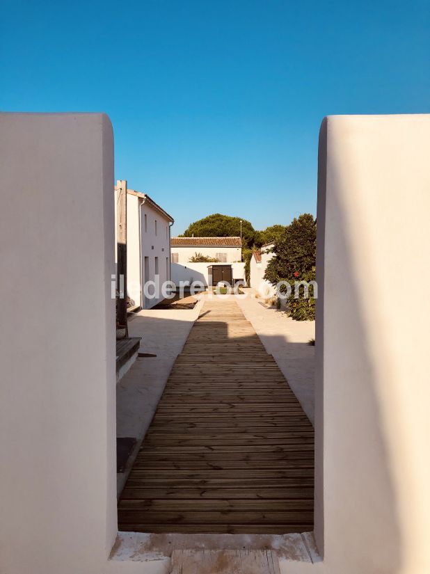 Photo 17: An accomodation located in Le Bois-Plage-en-Ré on ile de Ré.