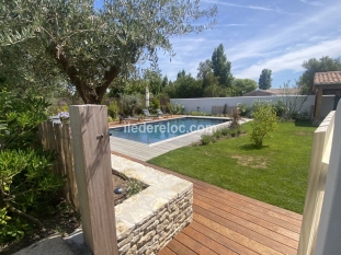 Ile de Ré:Sublime house in the center of the village with its heated swimming pool