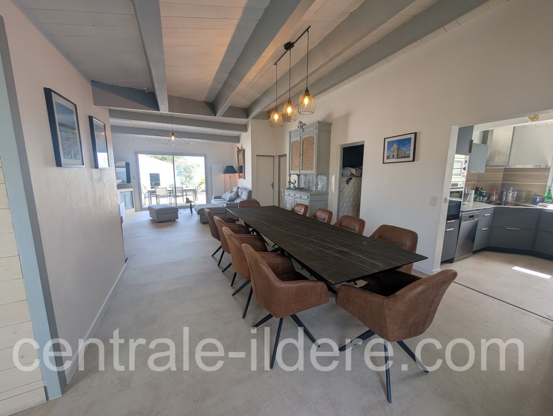 Photo 15: An accomodation located in La Flotte-en-R&eacute; on ile de R&eacute;.
