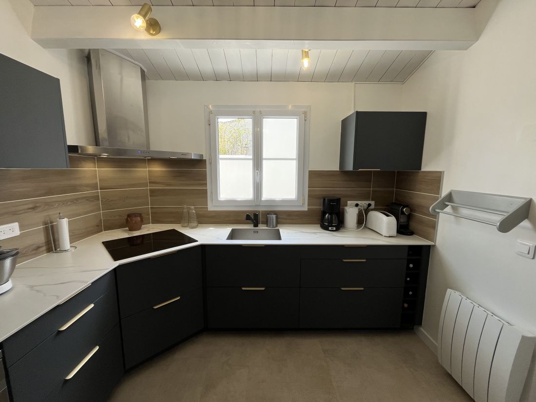 Photo 17: An accomodation located in La Flotte-en-R&eacute; on ile de R&eacute;.