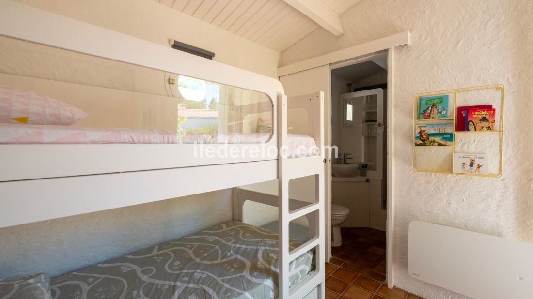 Photo 30: An accomodation located in Les Portes-en-R&eacute; on ile de R&eacute;.