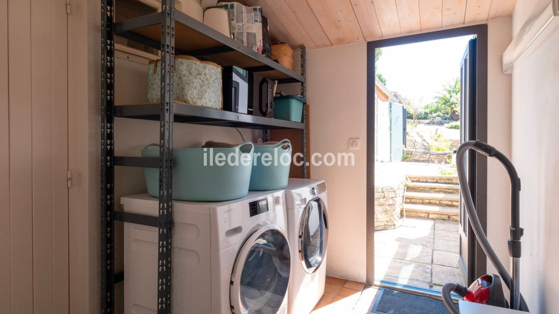 Photo 32: An accomodation located in Les Portes-en-R&eacute; on ile de R&eacute;.