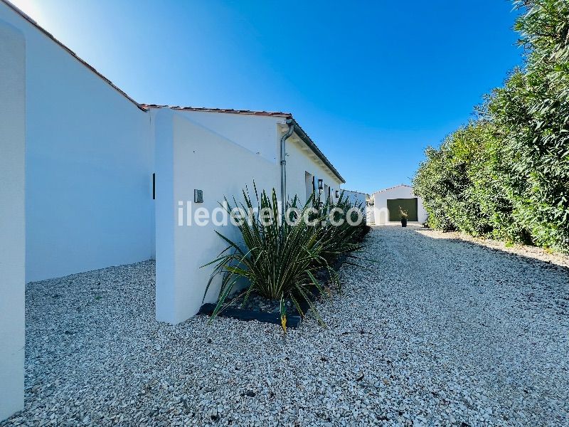 Photo 27: An accomodation located in Le Bois-Plage-en-Ré on ile de Ré.