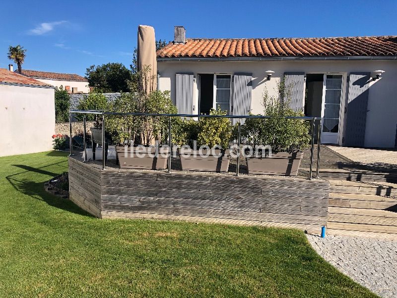 Photo 7: An accomodation located in La Flotte-en-Ré on ile de Ré.