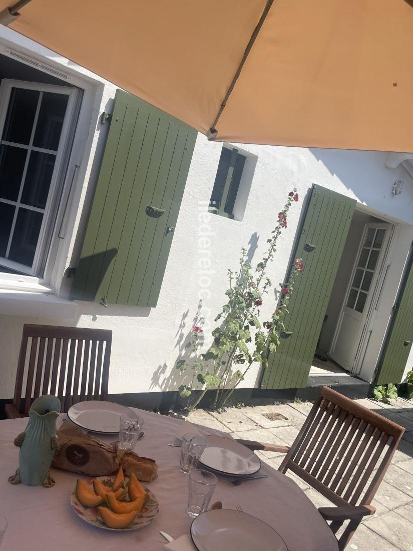 Photo 33: An accomodation located in La Flotte-en-R&eacute; on ile de R&eacute;.
