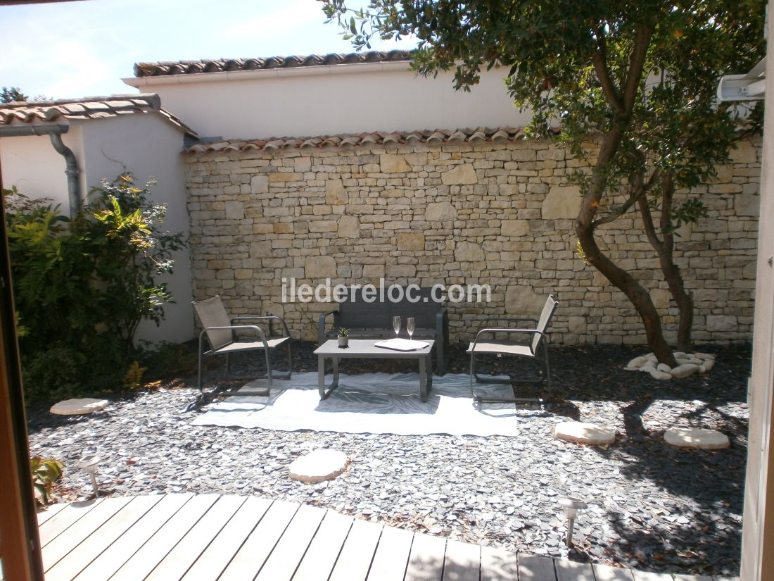 Photo 19: An accomodation located in Saint-Martin-de-Ré on ile de Ré.