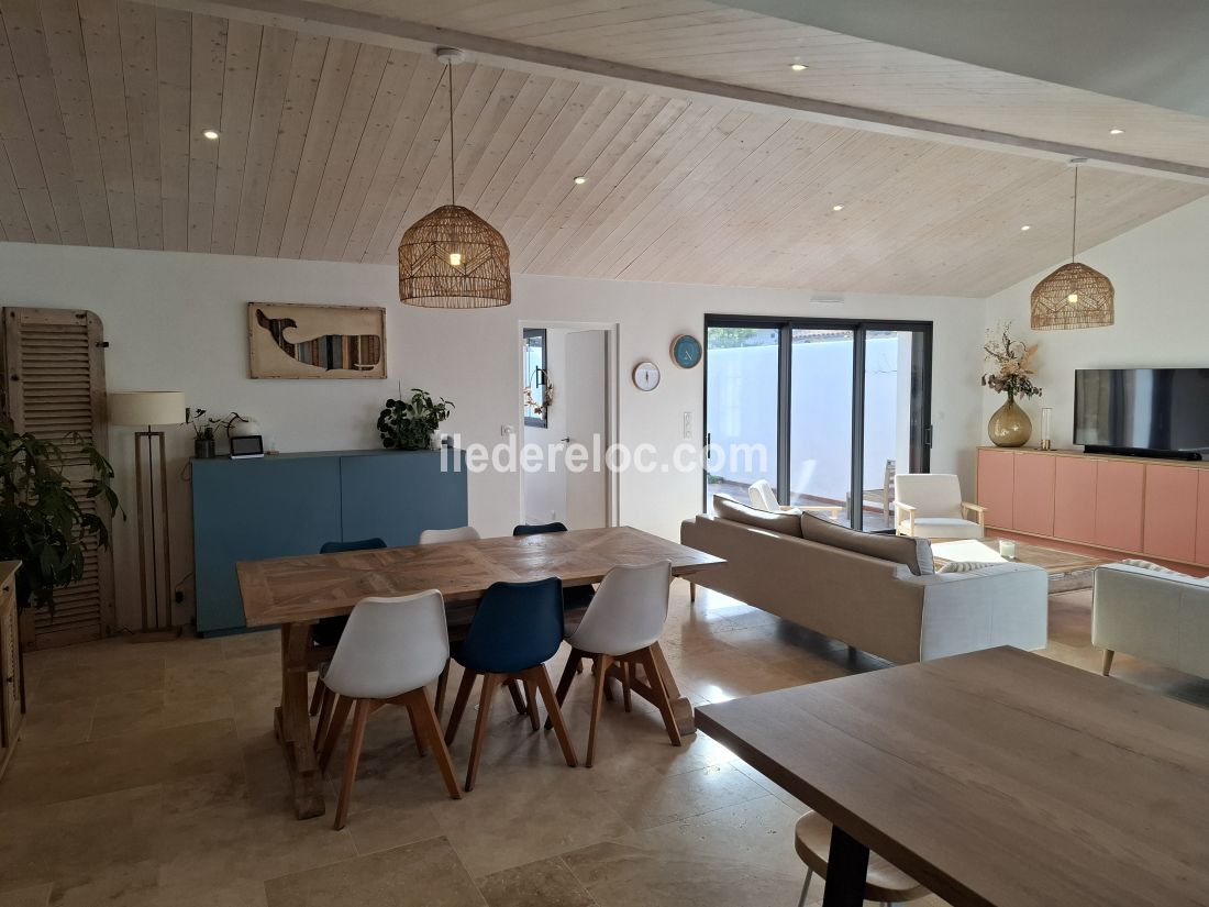 Photo 11: An accomodation located in Le Bois-Plage-en-Ré on ile de Ré.