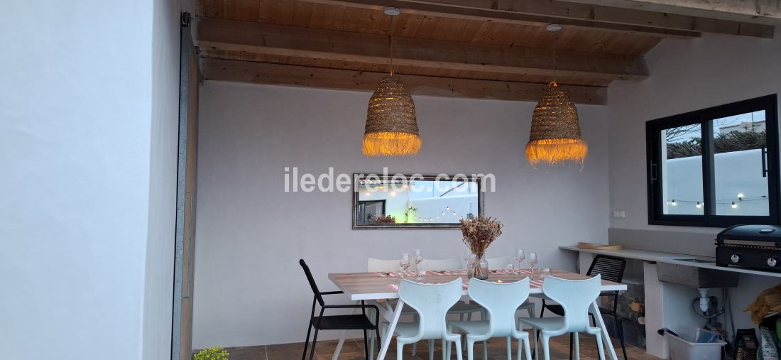 Photo 7: An accomodation located in Le Bois-Plage-en-R&eacute; on ile de R&eacute;.