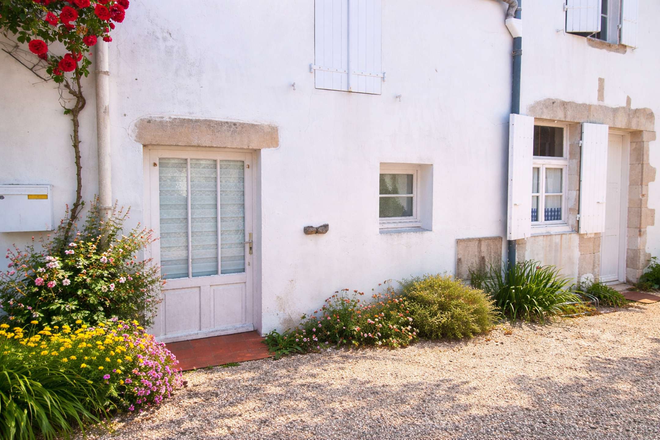 Photo 9: An accomodation located in La Couarde-sur-mer on ile de R&eacute;.