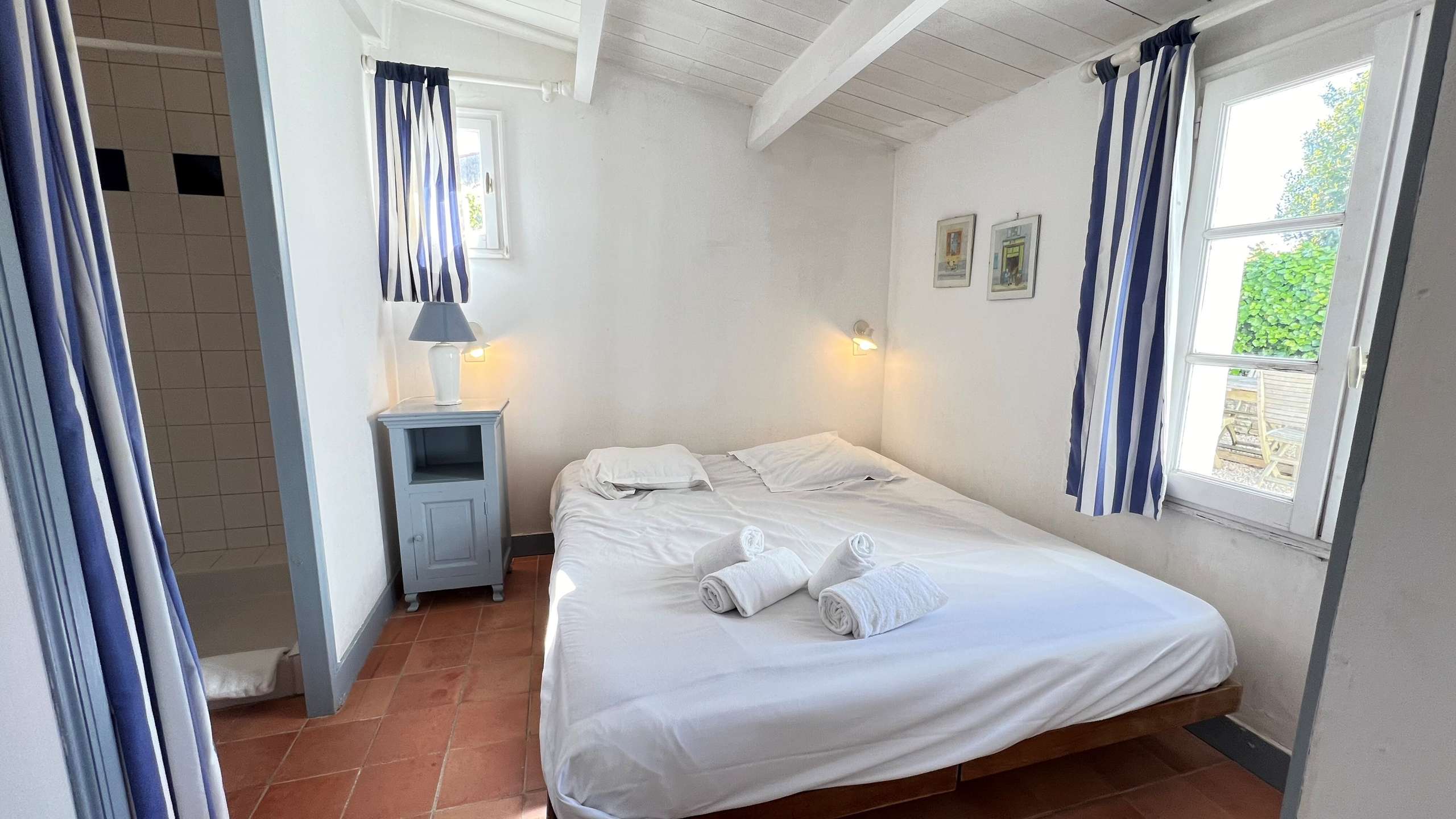 Photo 4: An accomodation located in La Couarde-sur-mer on ile de Ré.