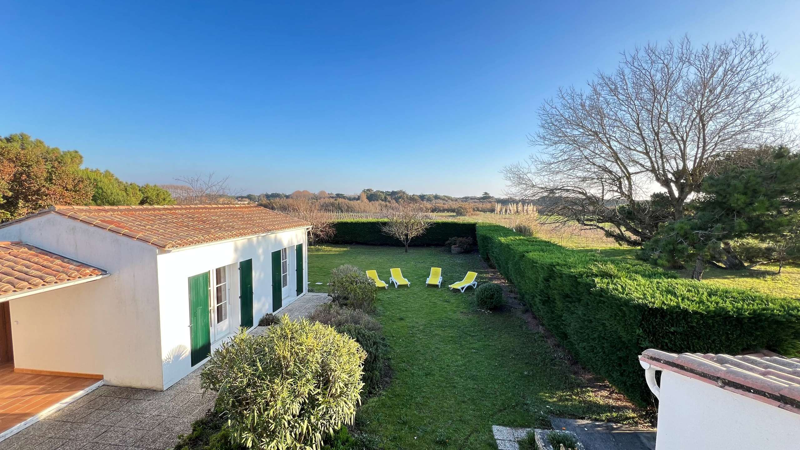 Photo 4: An accomodation located in La Couarde-sur-mer on ile de Ré.