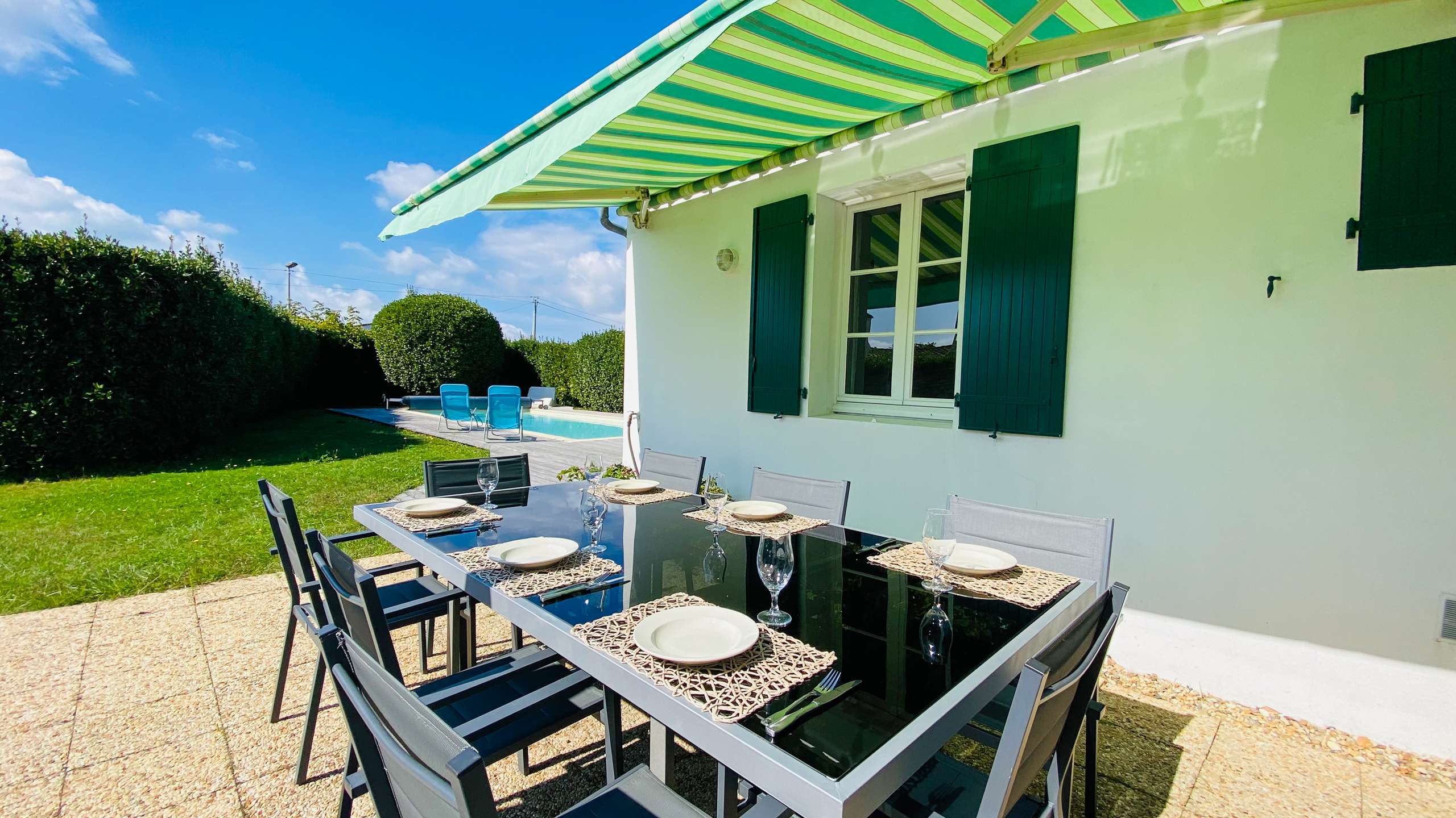 Photo 4: An accomodation located in Le Bois-Plage-en-Ré on ile de Ré.