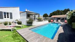 Ile de Ré:Superb villa with heated pool, near the sea