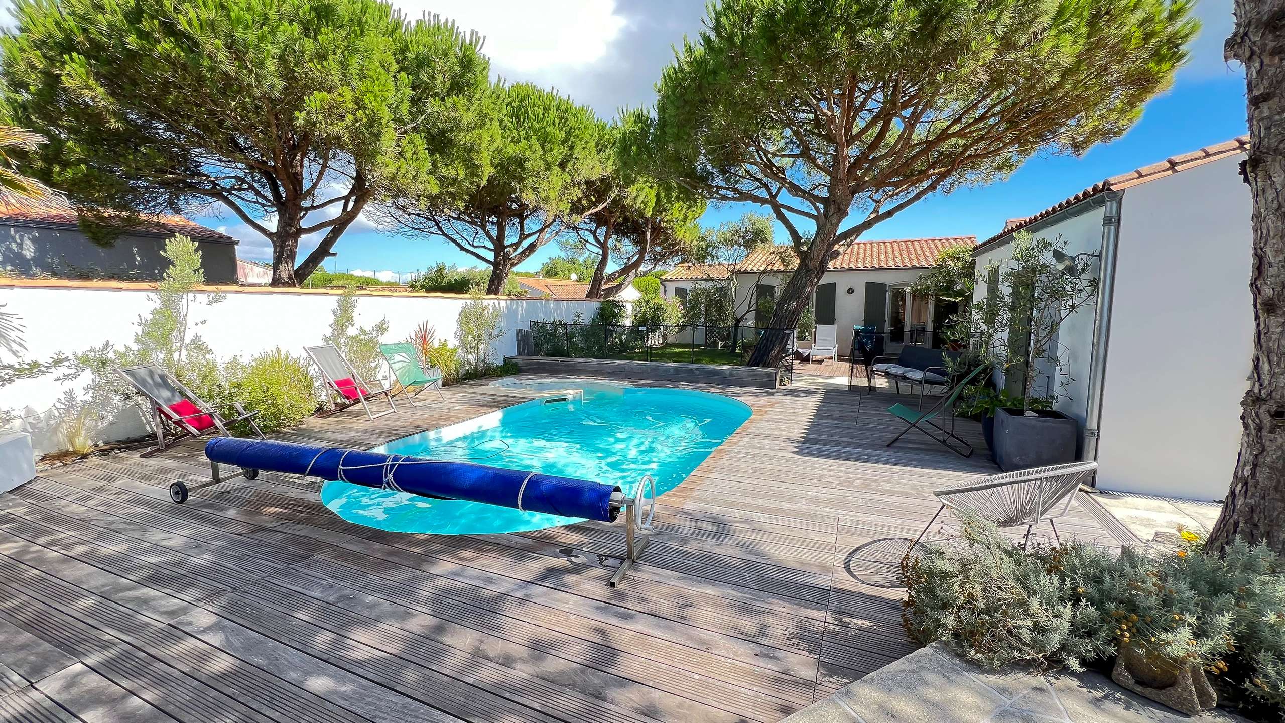 Photo 18: An accomodation located in Le Bois-Plage-en-Ré on ile de Ré.