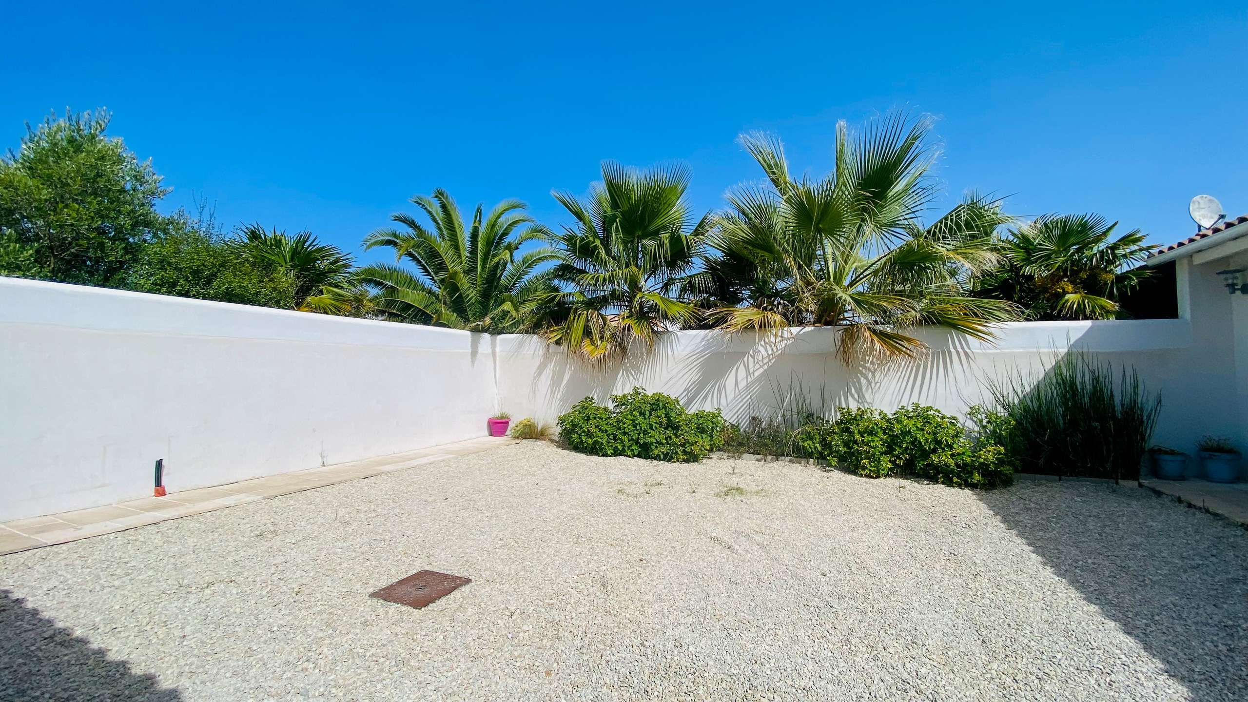 Photo 23: An accomodation located in Le Bois-Plage-en-Ré on ile de Ré.