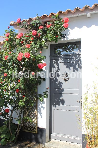 Photo 29: An accomodation located in La Couarde-sur-mer on ile de Ré.