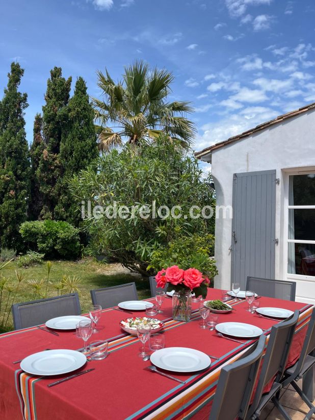 Photo 27: An accomodation located in La Couarde-sur-mer on ile de R&eacute;.
