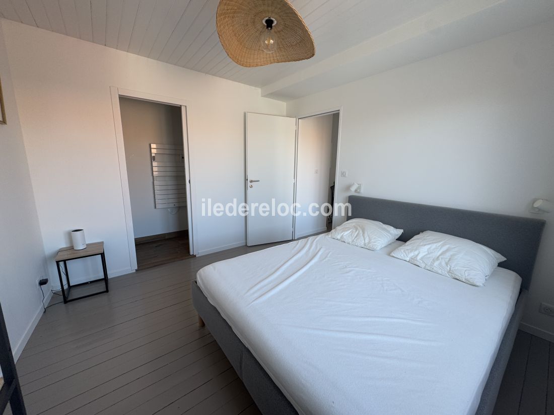 Photo 8: An accomodation located in Ars en R&eacute; on ile de R&eacute;.