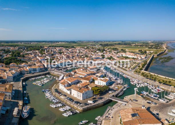 Photo 38: An accomodation located in Le Bois-Plage-en-Ré on ile de Ré.