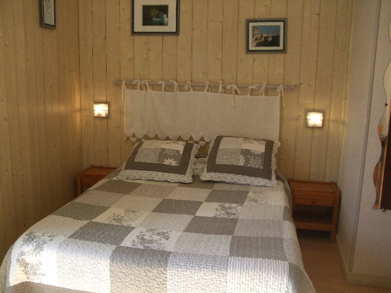 Photo 6: An accomodation located in Le Bois-Plage-en-Ré on ile de Ré.