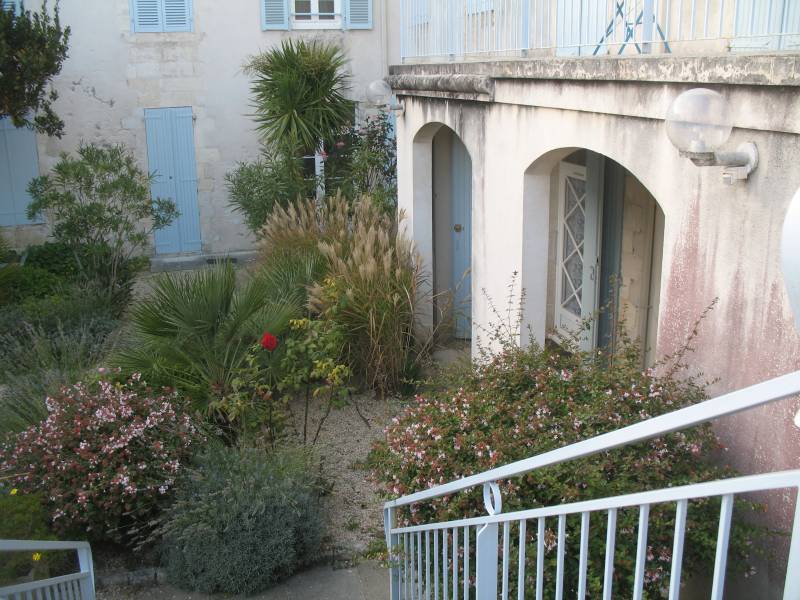 Photo 9: An accomodation located in La Flotte-en-Ré on ile de Ré.
