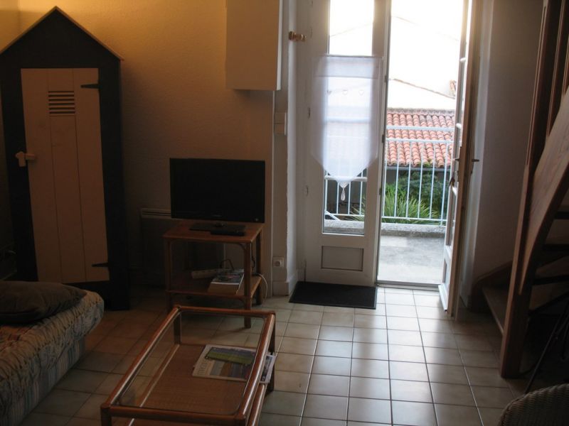 Photo 5: An accomodation located in La Flotte-en-Ré on ile de Ré.