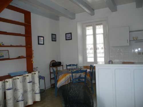 Photo 6: An accomodation located in La Flotte-en-Ré on ile de Ré.