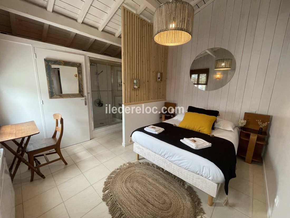 Photo 15: An accomodation located in Ars en R&eacute; on ile de R&eacute;.