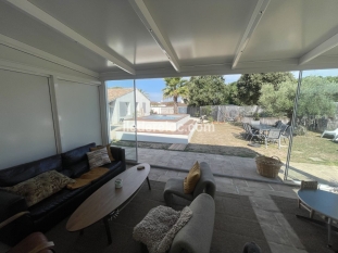 Ile de Ré:House in ars-en-ré, 100m from the beach, with private heated pool